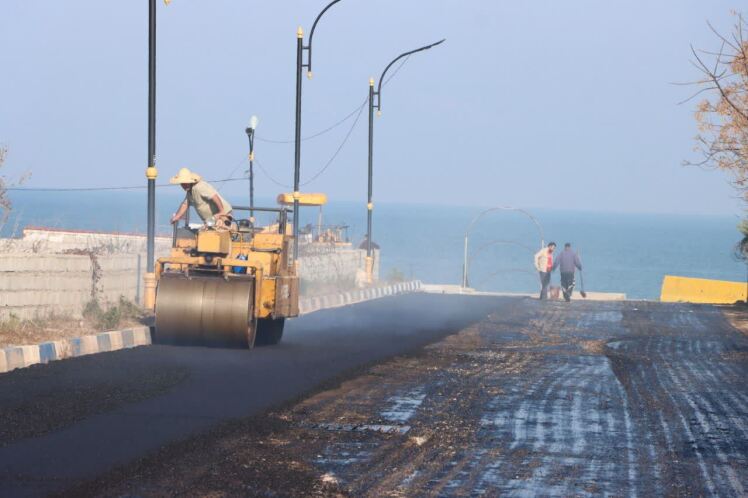 عملیات عمرانی آسفالت - کوچه ساحل2